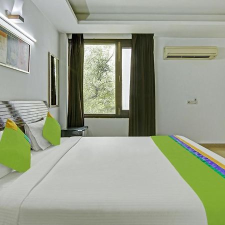 Hotel Dreamz Hospitality Gurgaon Exterior foto