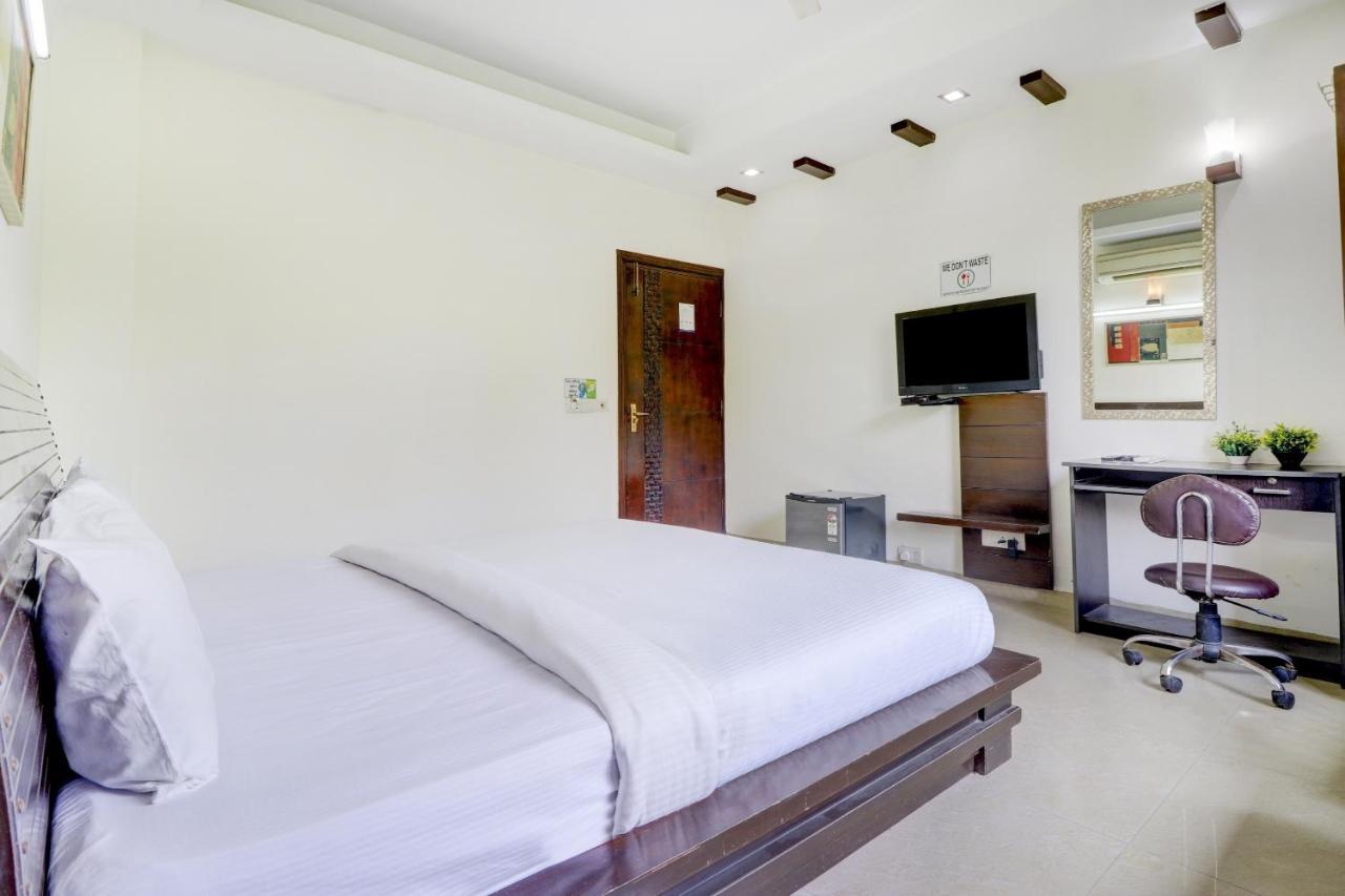 Hotel Dreamz Hospitality Gurgaon Exterior foto