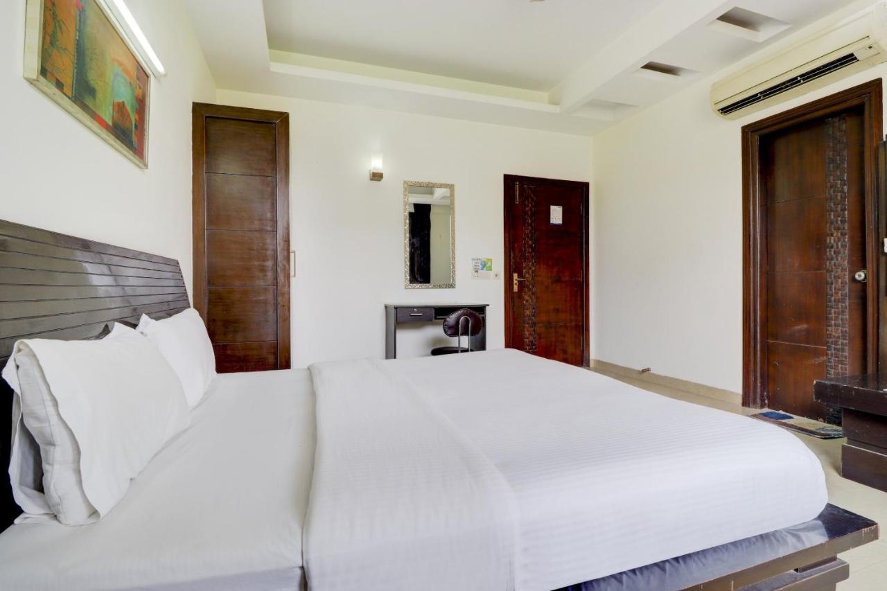 Hotel Dreamz Hospitality Gurgaon Exterior foto