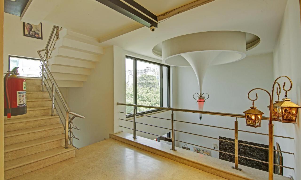 Hotel Dreamz Hospitality Gurgaon Exterior foto